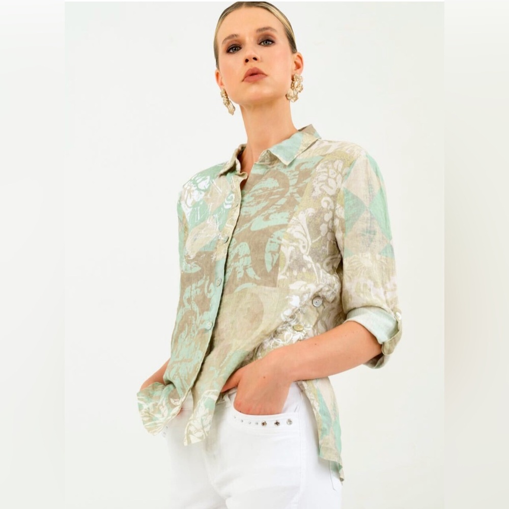 Size S mint print linen blouse from Canadian maker Dolcezza